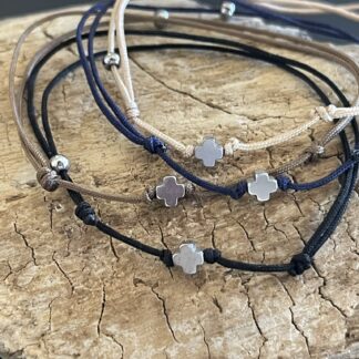 Bracelet Petite Croix Argentée