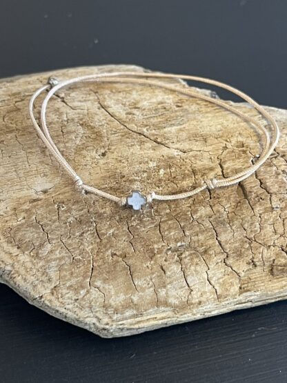 Bracelet Petite Croix Argentée – Image 5