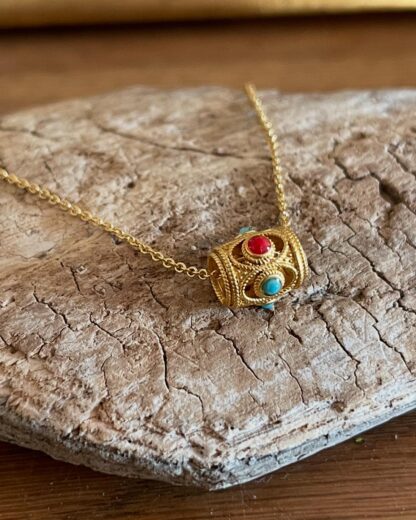 Collier Amulette Tube Ajouré