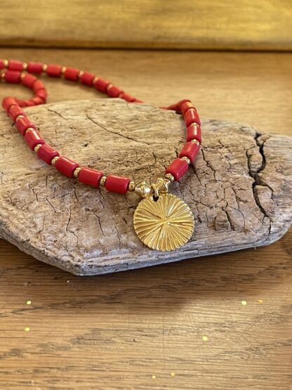Collier Magnésite et Médaille – Image 3
