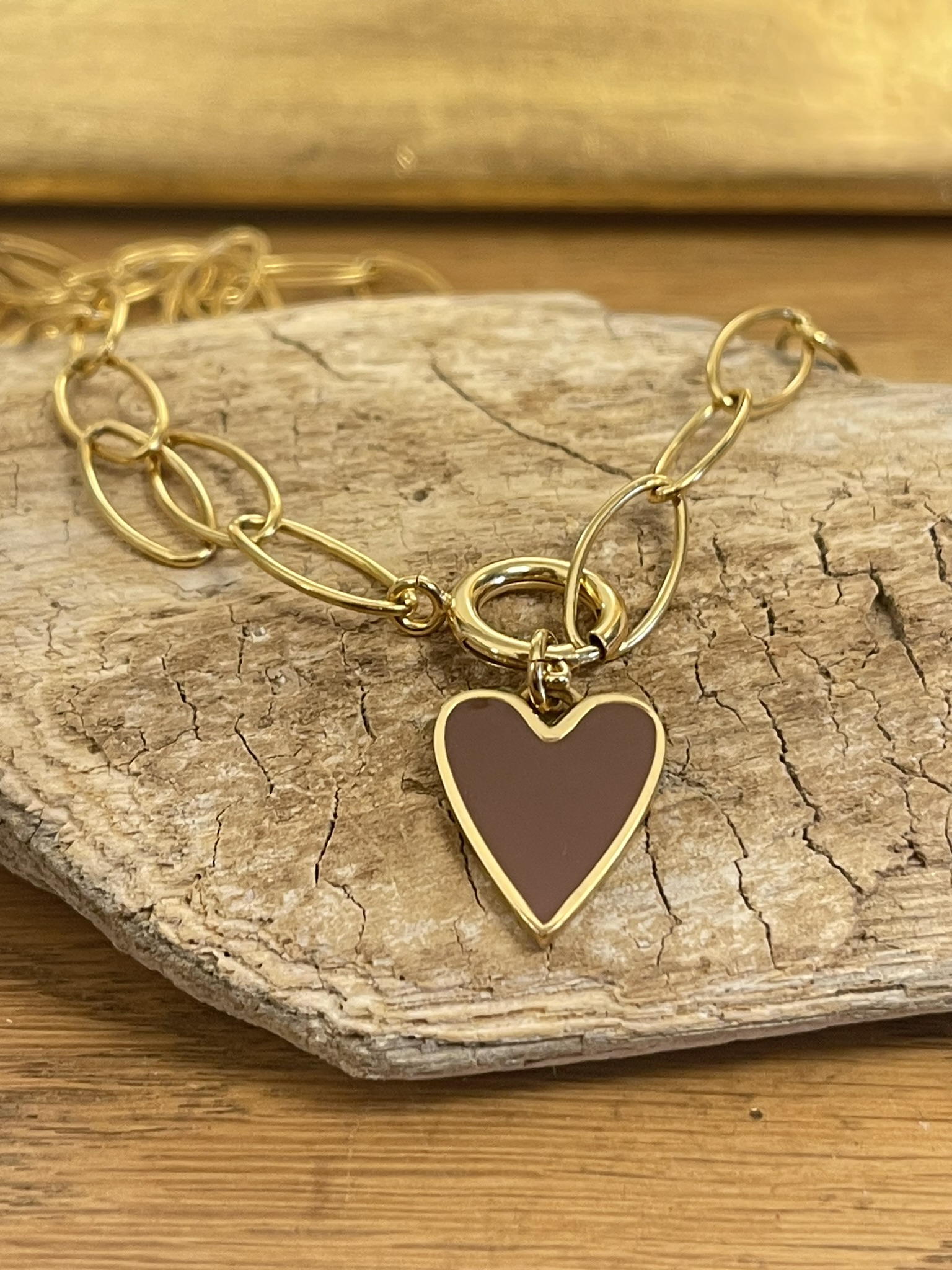 Collier Coeur en Résine – Image 3