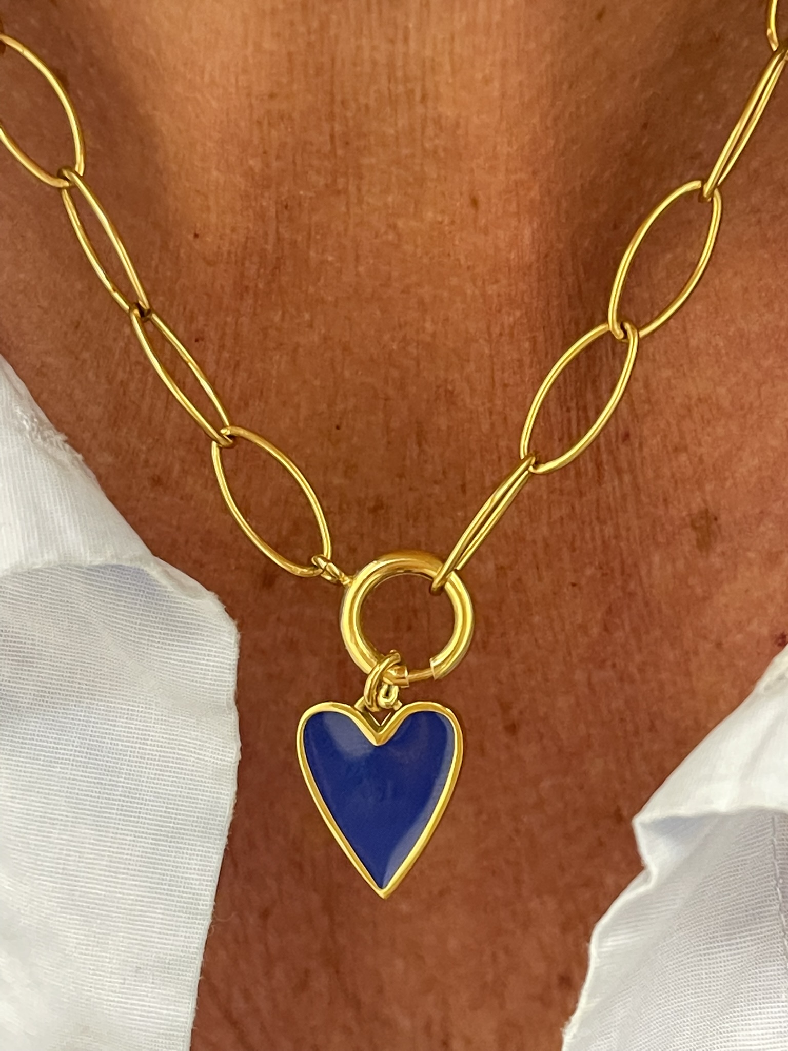 Collier Coeur en Résine – Image 10