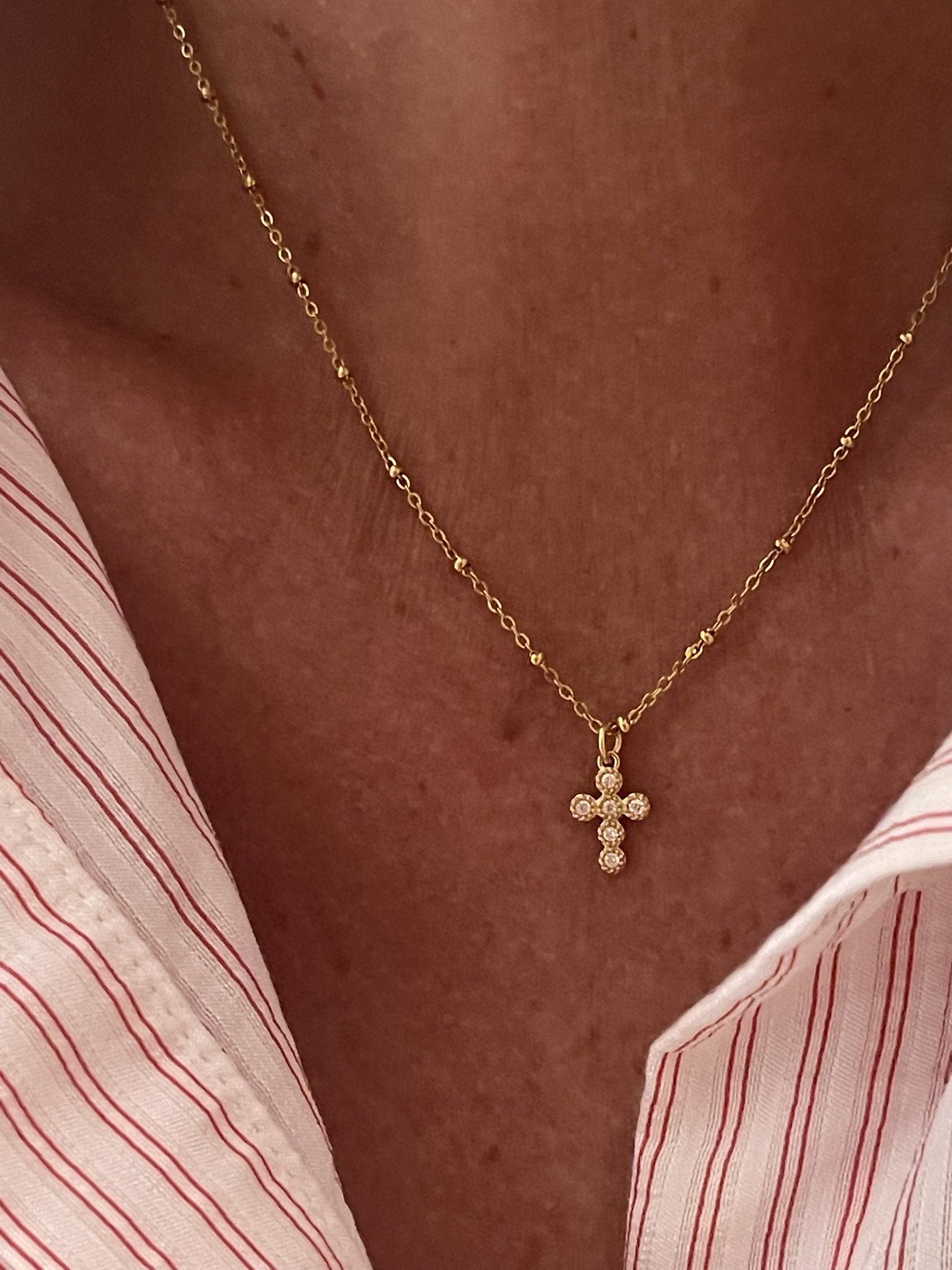 Collier Croix Strassée